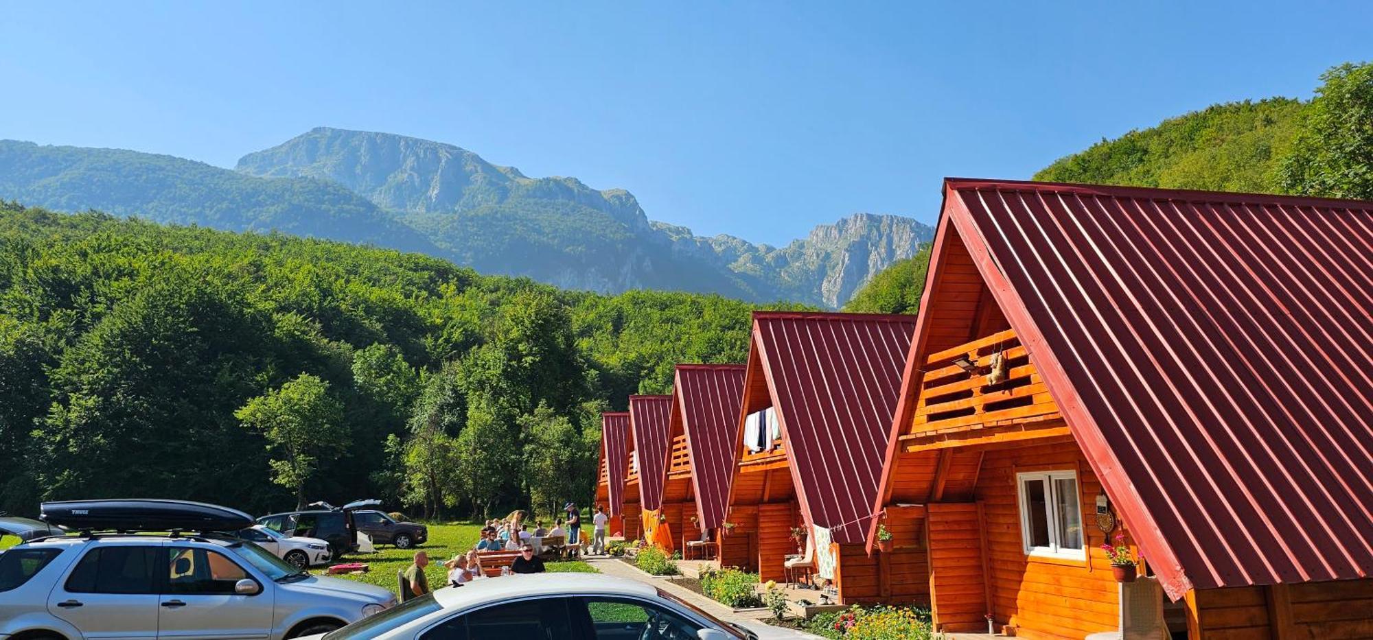 Ekoo Katun Jezerca Villa Vusanje Luaran gambar