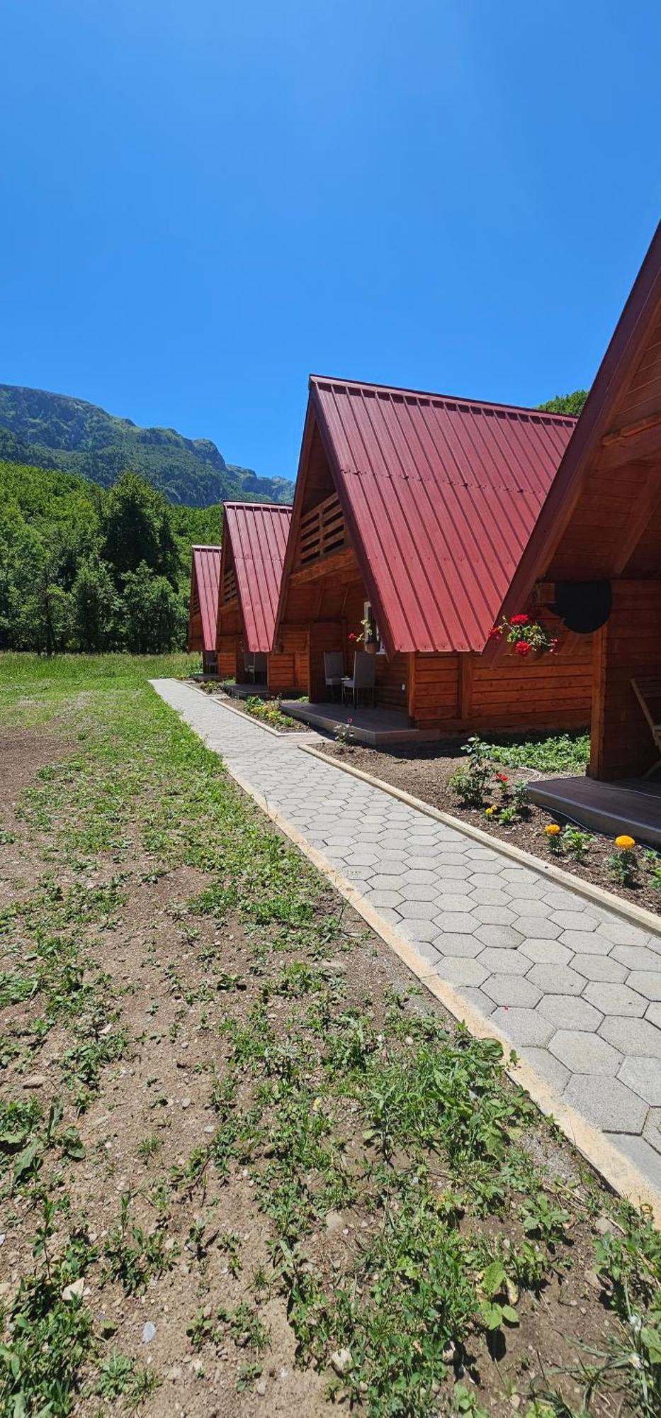 Ekoo Katun Jezerca Villa Vusanje Luaran gambar
